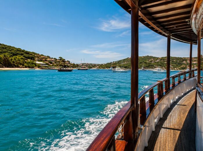 Passeio de barco em búzios