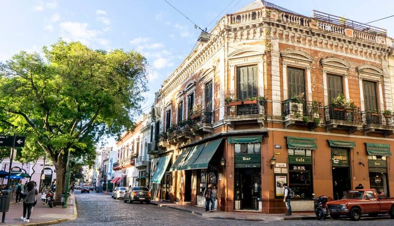 Descubra o que fazer em Buenos Aires com roteiro de 7 dias, custos atualizados, melhores bairros para se hospedar